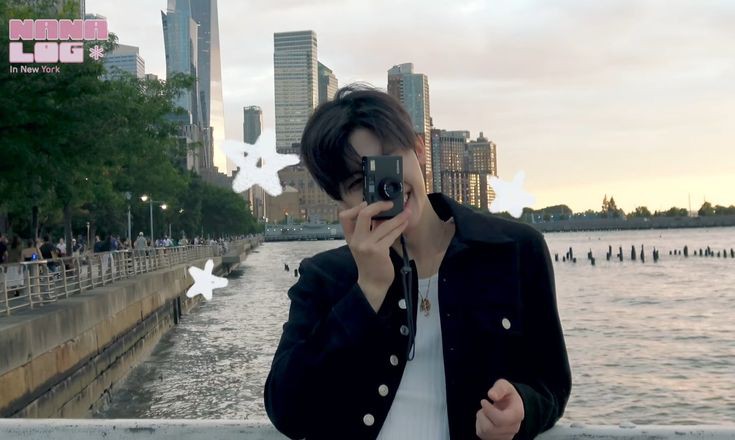 JKAEMlN's tweet photo. Selamat tanggal 6 sayang, walau lewat sehari! 😭❤️ 

Maaf ya kalo aku masih banyak kurangnya tapi yang jelas aku seneng banget bisa sama kamu sampe selama ini, kita udah 4 bulan sama sama 🥺 

Berharap masih ada bulan bulan dan hari hari lainnya sama adek https://t.co/Tz6MsuTBqf