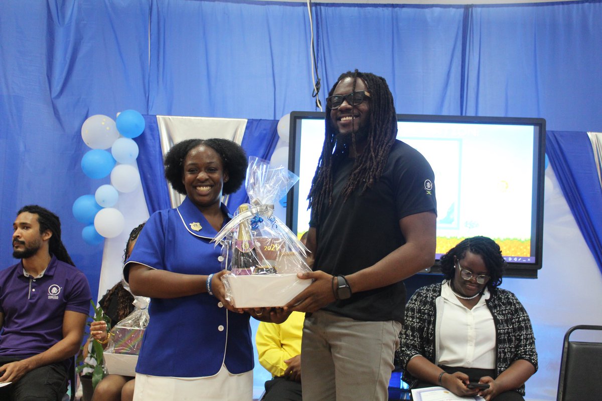 Last week the talented students at ICHS hosted a dedicated DM forum &amp; everyone received meaningful insights and guidance that will no doubt help them excel in upcoming exams and future endeavors.

We remain committed to supporting 🇯🇲 entrepreneurs &amp; passing on all lessons we can.