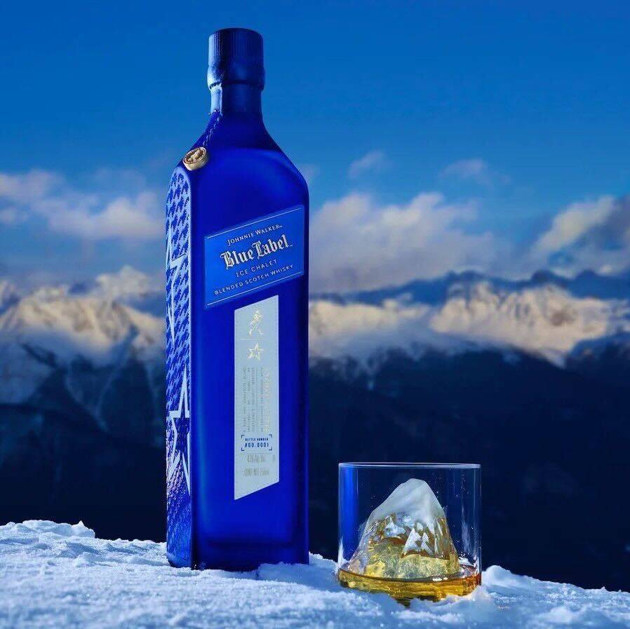 Mookkyy49's tweet photo. Central embassy จะแตกมั้ยคราวนี้ มีpopup Johnnie Walker x Johnnie Shu มางี้.
#JohnnieWalker
#JohnnieWalkerBlueIceChalet
#JOHNNYSUH #JOHNNY
#쟈니 #徐英浩 #ジャニー https://t.co/v9HxduZyht