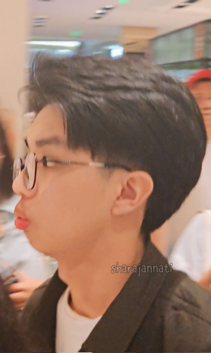 aever_shara's tweet photo. Gemaaay~♡🥹🤏
#imkevin
#kevmistry https://t.co/Sn1wDgfvIx
