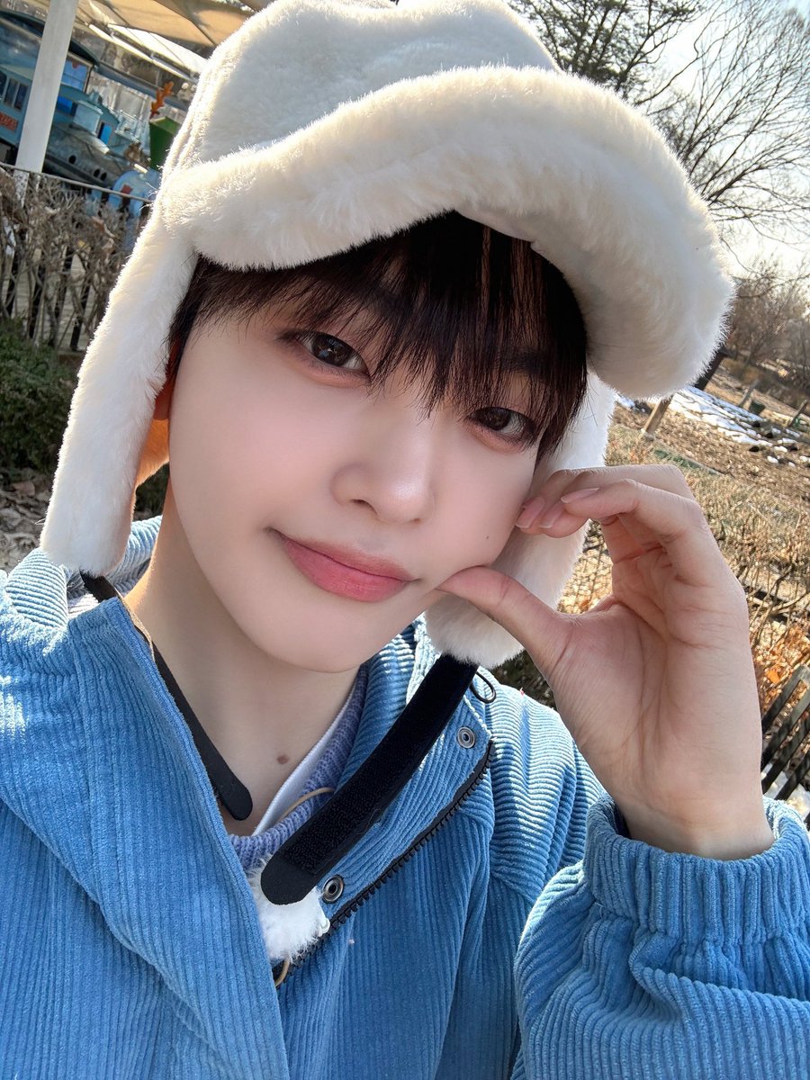 맞팔하실 러비티를 찾습니다!
하트=맞팔
최애는 형준 입니다! •