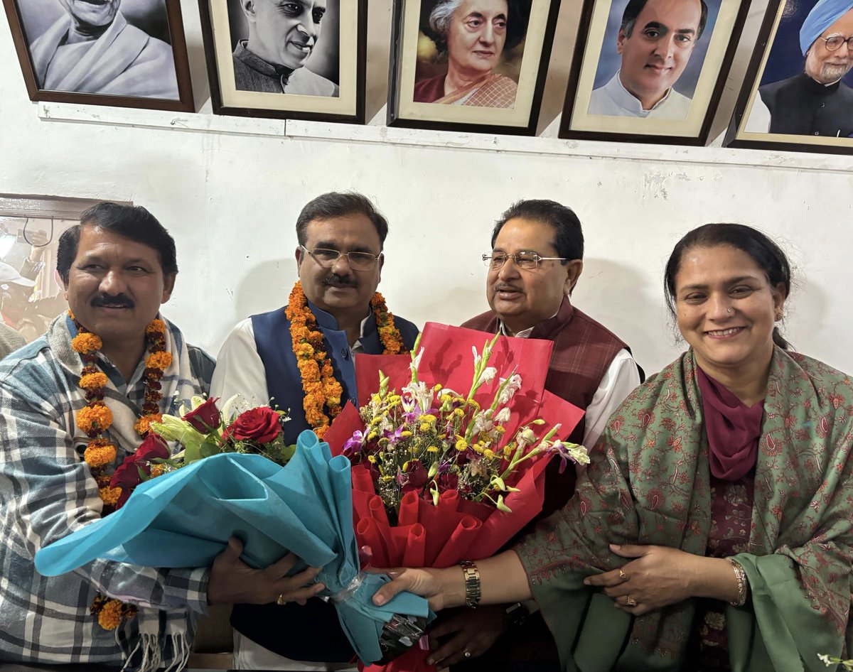 Randhawa_INC's tweet photo. Punjab Mahila Congress meeting at Amritsar where senior leaders also joined us @Aloksharmaaicc  @RavindraDalvi4 #OPSoni https://t.co/NlNlf4LAK7