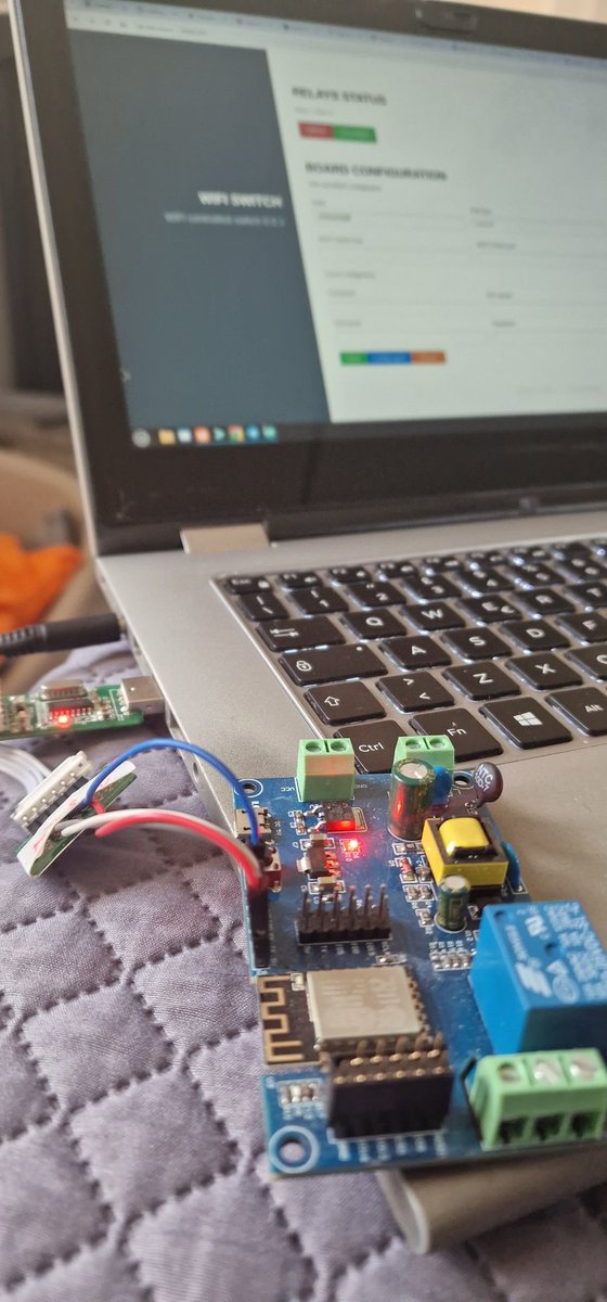 michele_pinassi's tweet image. Rilassiamoci un po' con #Arduino e una relay board con #ESP8266... 😅