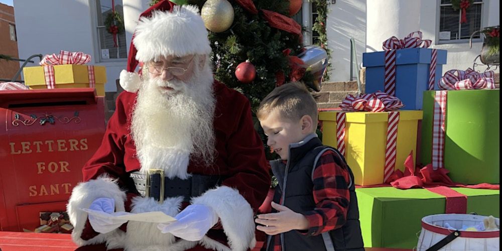 Saturdays with Santa in Flemington Tickets, Sat, Dec 21, 2024 at 11:00 AM | Eventbrite

hntrdn.ws/vsX85

#Hunterdon #HunterdonCounty #HunterdonCountyNJ #HunterdonTalk