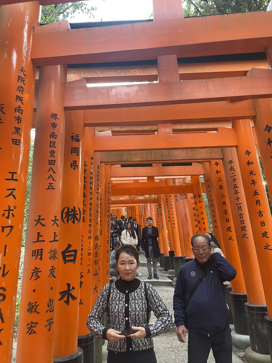 toraki_rose's tweet photo. 修学旅行楽しかったなあ https://t.co/MhYqfnCw8u