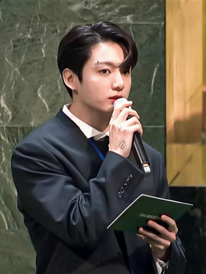 ๐ฃ๐๐๐พ๐ผ๐๐๐๐. tweet media