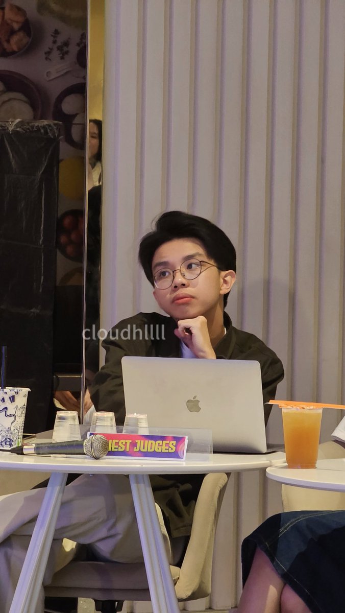 paddlerains's tweet photo. WOI GANTENG BANGETTT😭😭😭 https://t.co/R7VTPis4Z2