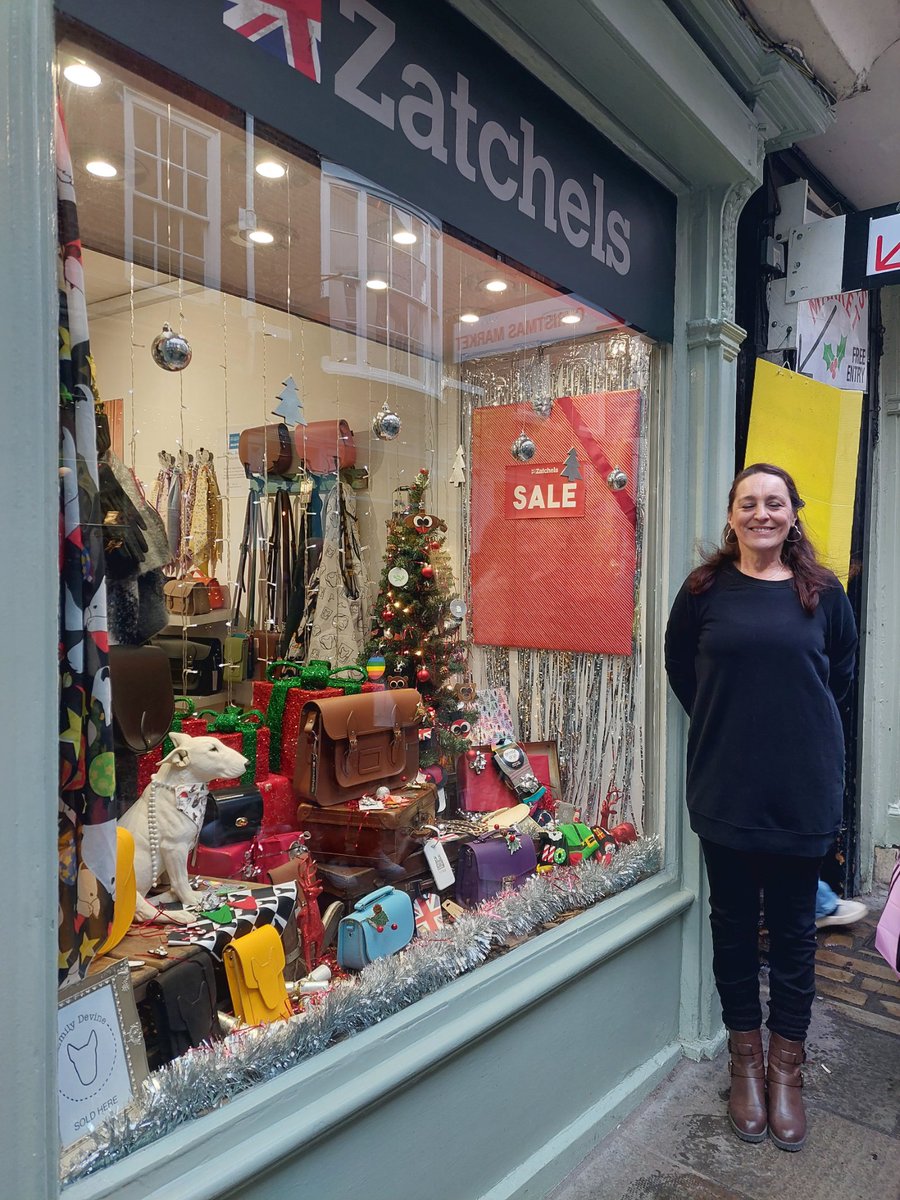 Really great to visit Tammy at #ZatchelsYork on Stonegate on #SmallBizSaturday Check out York's small and <a href="/indieyorkmap/">Indie York</a> businesses this Christmas with <a href="/YorkHSForum/">York High Street Forum</a> #YorkBID <a href="/MakeItYork/">Make It York</a> 🛍