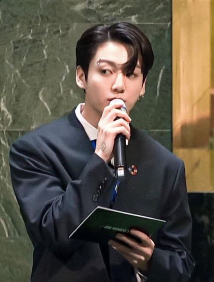 ๐ฃ๐๐๐พ๐ผ๐๐๐๐. tweet media