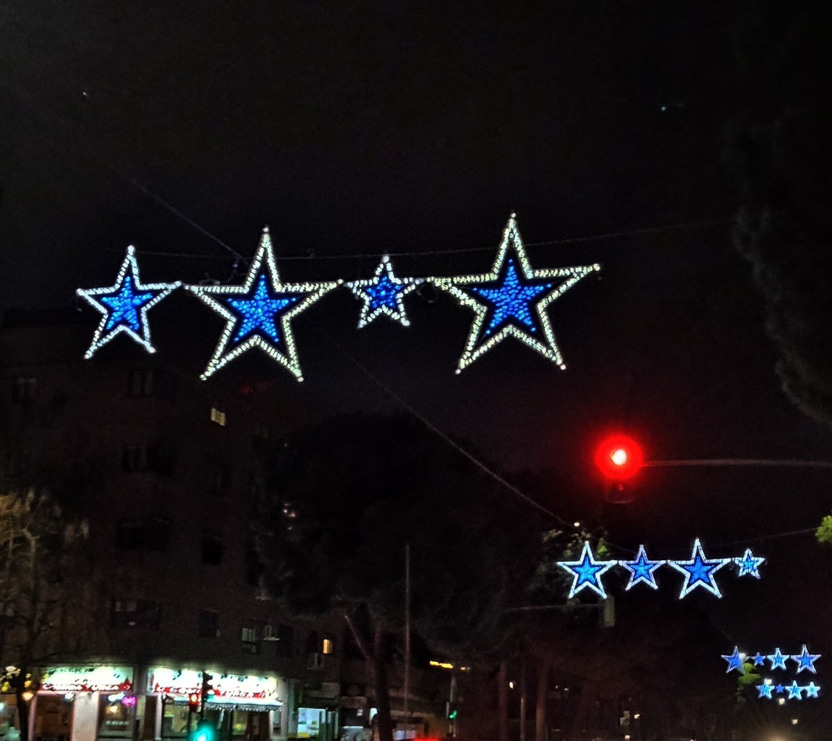 Mr_SanGar93's tweet photo. Iluminación de Navidad de Móstoles 2024-2025, instalada por ATE Iluminación. #iluminación #alumbrado #navidad #Mostoles #lucesdenavidad #luces #alumbradonavideño #Christmas #citylights #lucesnavidad #mostolescity #chritmaslights #feliznavidad https://t.co/Dt9KWJmuEw