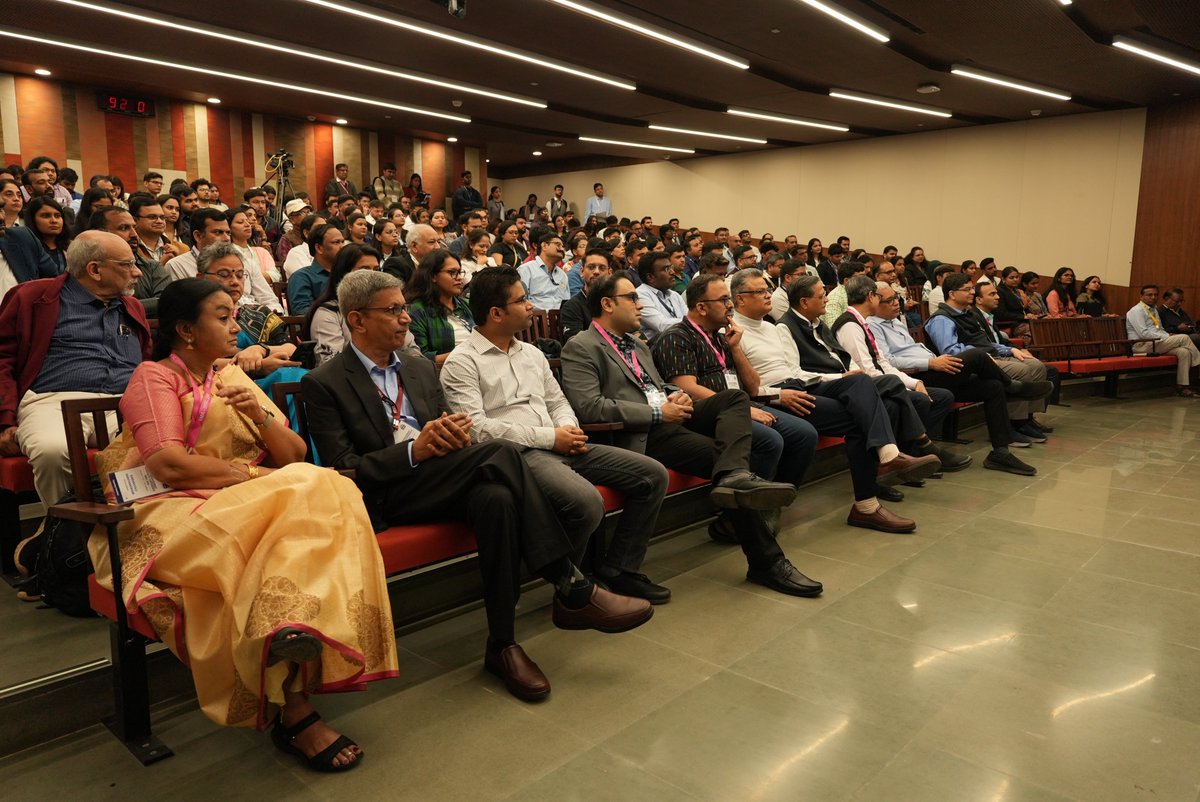 IIM Ahmedabad tweet media