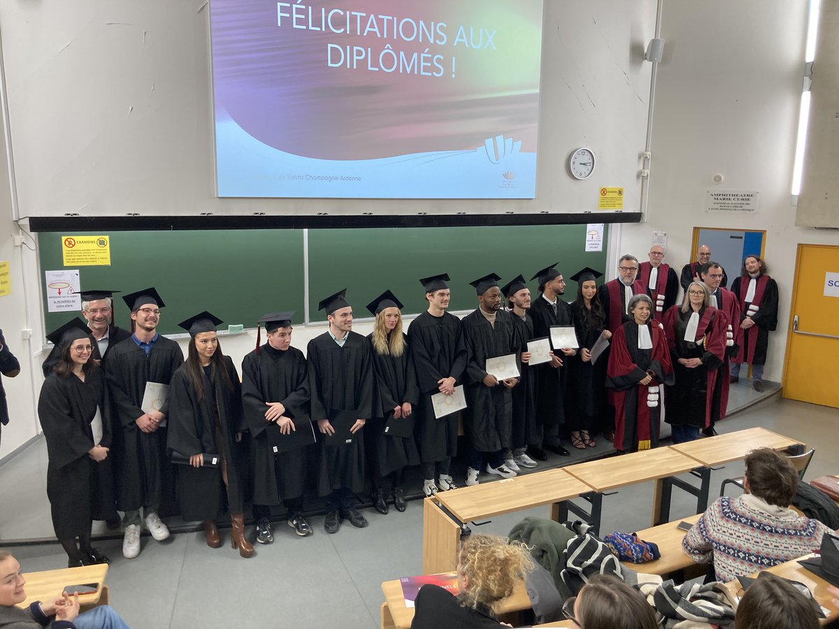 Félicitations à tous nos étudiants <a href="/universitereims/">Université de Reims Champagne-Ardenne</a>