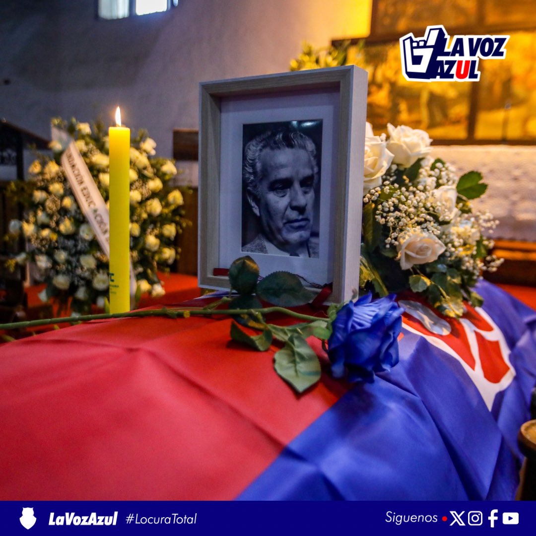 🕊️💙 Dr. René Orozco.

Azules, las puertas ya están abiertas para quienes quieran venir a la Parroquia Los Dominicos a entregarle el último adiós a quien le devolvió el sentido de pertenencia al club.

📸: <a href="/ChUnchostonner7/">☠🅛🅐🅒🅡🅐 🅓🅔🅛 🅑🅤🅛🅛🅐☠</a> 
#LocuraTotal 🔵🔴🤘🏻
