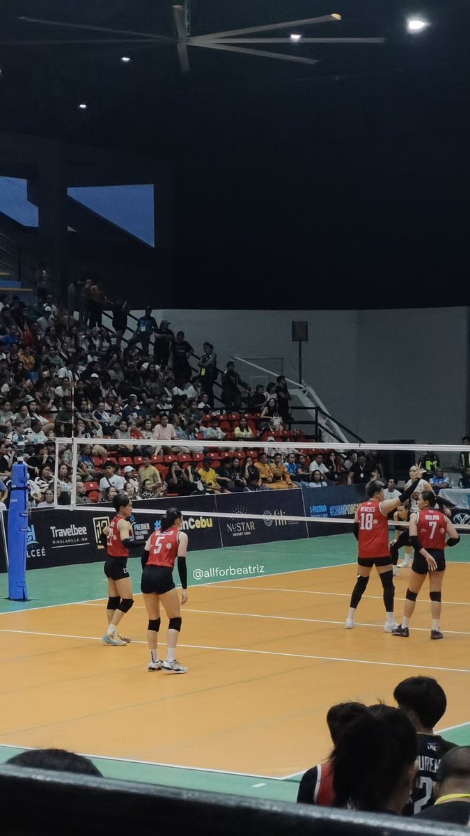 allforbeatriz's tweet photo. Still can't wrap my head around the fact that I FINALLY watched a PVL game LIVE!

FINALLY living my dream 🙌🏼

As a sebo, this was such a huge win for me!

#PVL2024 #PVLinCebu https://t.co/cwjLuL0YPg