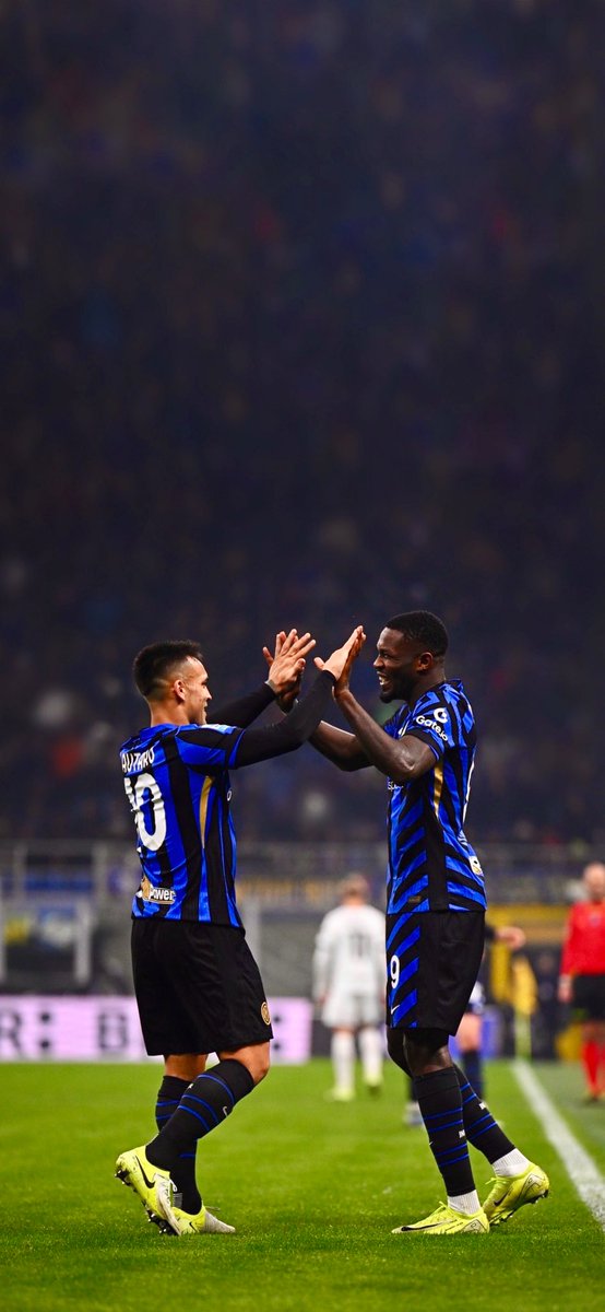 FCIMwallpapers's tweet image. 📸 

#ForzaInter #InterParma #Dimarco #Barella #Thuram #Inzaghi