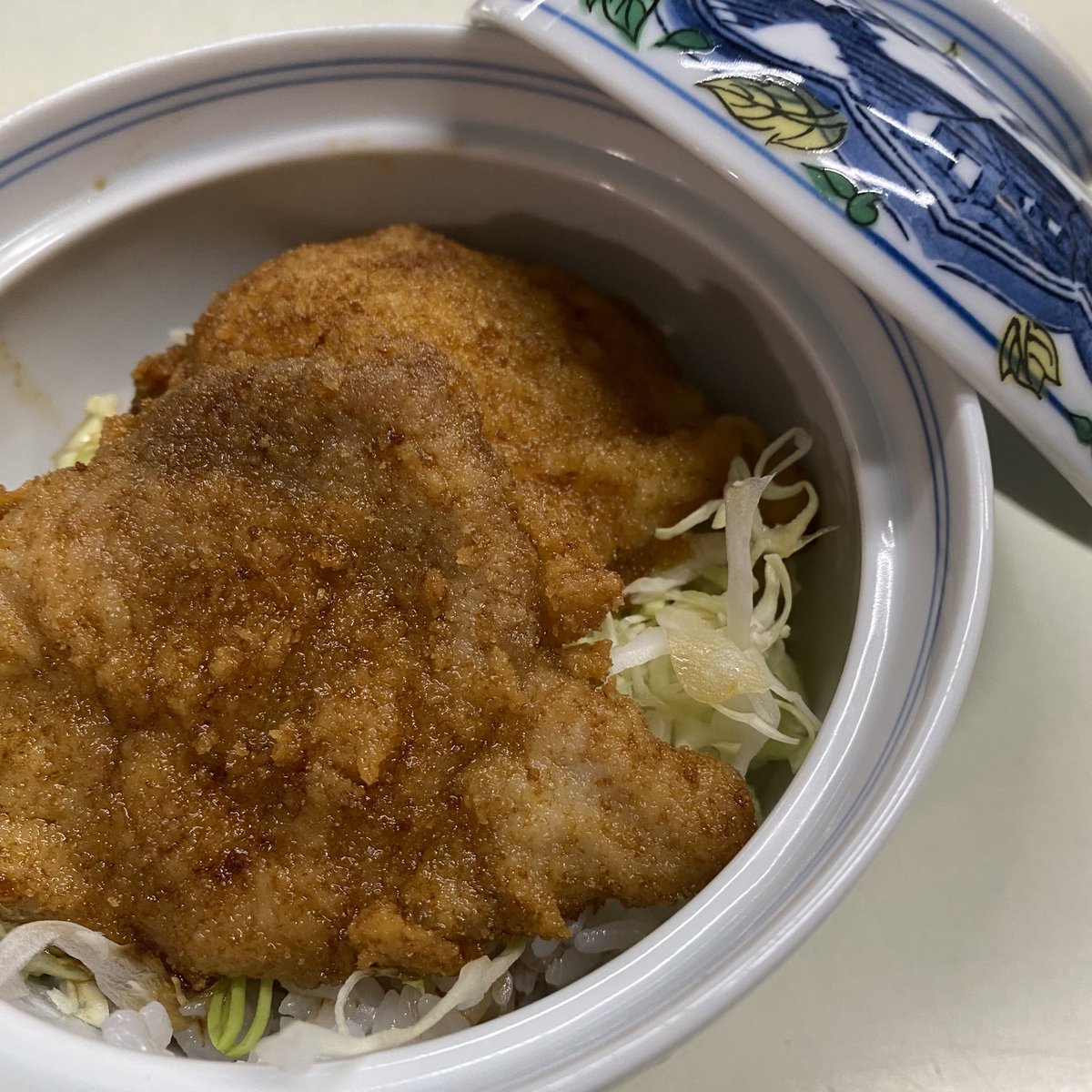 shochiku1920's tweet photo. 当店の大広間では、20名様から50名様までご利用いただけるプライベート空間をご用意しておりますが、残りの空室日数が少なくなってきていますので、ご予約はお早めにお願いいたします。

只今、飲み放題プランをお一人様6,600円〜でご提供中！【料理3,850円以上＋飲み放題2,750円】ご予約はお電話で。 https://t.co/YvYf6vlwVc