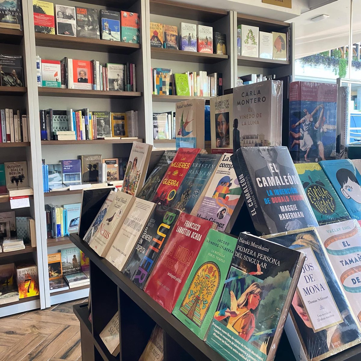 gabolibrosmx's tweet photo. 📚¿Buscas la lectura perfecta? Gabolibros es el lugar ideal para encontrarla. ¡Te esperamos!🤎⭐️
#librosrecomendados #Lectura #BookLovers
#AmantesDeLosLibros #Bookworm #LibrosRecomendados
#Bookstagram #CulturaLectora #LibrosQueAmo
#LecturaRecomendada #Ficción #NoFicción #Historias #LibrosYMásLibros #unbuenlibro📖