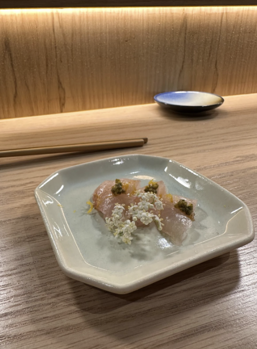 localmx_'s tweet photo. #ComeComoLocal Nuevo restaurante japones en la ciudad! Conoce la propuesta fresca y sofisticada de Matsuba. https://t.co/oLqA9XTdI4 https://t.co/v6SPmgUiUv