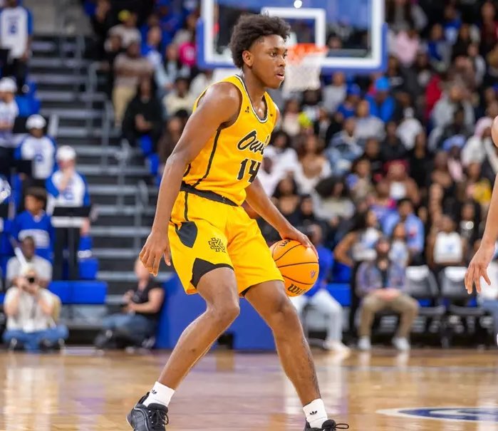 Pro1Basketball's tweet image. The dynamic Freshman, @WooleyAdrian, continued the incredible start to his collegiate career last night in scoring 28 points and leading @KSUOWLSMBB to a come from behind win over @GSU_MBasketball. We are so proud of the Pro One alum!

#ProOneBasketball | #ProOneFamily | #BeOne |…