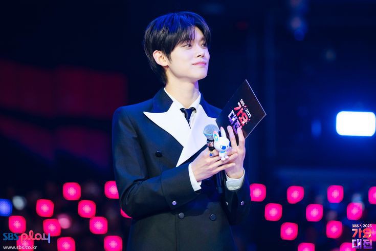 YEONJUN. tweet media