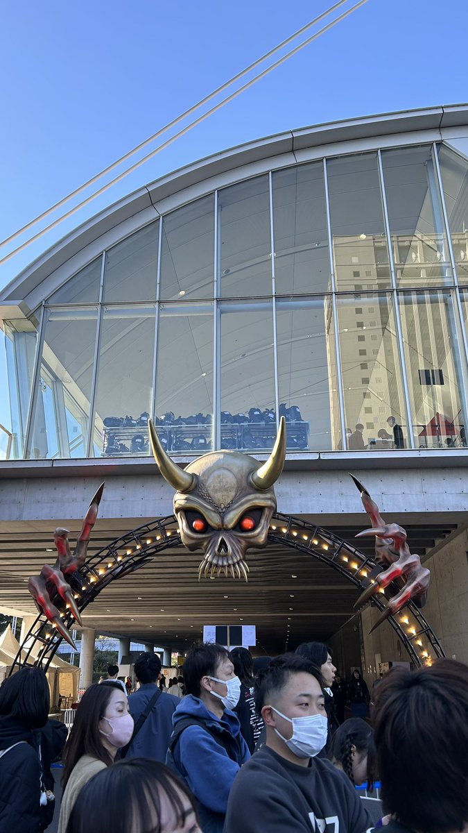 v_387's tweet photo. 12/7 REDLINE

わちゃわちゃみんなが転がったりぶつかったりしてるの見るだけで楽しかった！🦖
どのバンドにもガッツリ心掴まれて本当に幸せな時間だった🥲♡

 #REDLINE https://t.co/9DEWuzOIhp