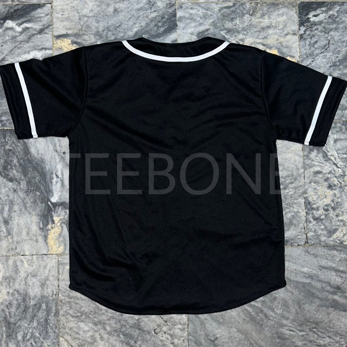 TeeboneApparel's tweet photo. #InsideTeeBone | 17RH GO
Good evening!
Just a quick update on the jersey. Our tailor has sent us a sample of the finished jersey for us to check before proceeding with mass production. Here’s the actual jersey for your reference. https://t.co/2sDwDutW5h