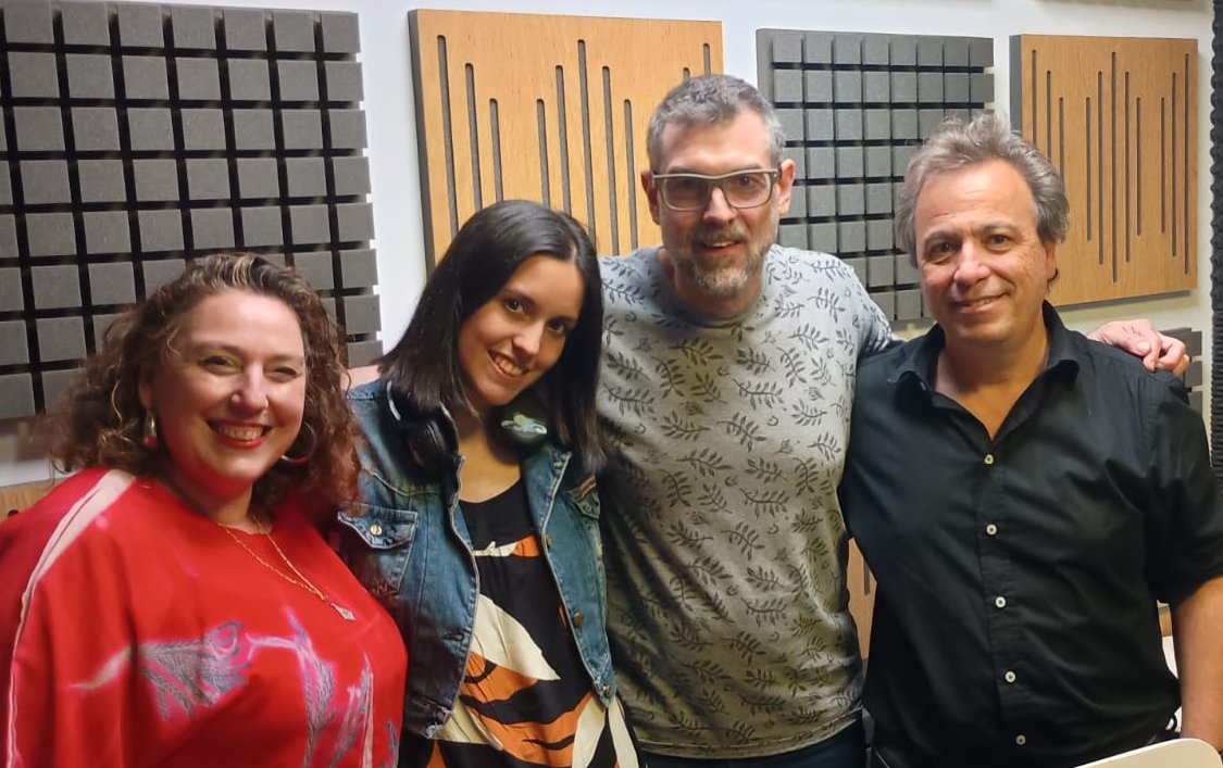 NEXOar's tweet photo. HOY hablamos con @ghofferlen, coordinador del programa de tutorías "Universitarios por más universitarios", y Sofía Paloma Surribas, tutora del programa. 

#MundoUba con @RicBraginski
#CNNRadioArgentina

https://t.co/4WeDPYOGka https://t.co/d2SolN1GVF