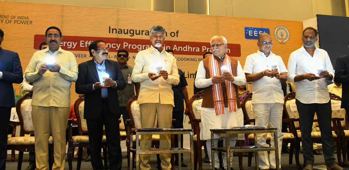 mlkhattar's tweet photo. Delighted to launch three transformative initiatives in Vijayawada along with Hon'ble CM, Andhra Pradesh  Shri @ncbn Garu, advancing energy efficiency and sustainable living.

🔹 Urjaveer Initiative: Training of 1 lakh "Energy Warriors" to reduce energy usage & create economic opportunities.
🔹 Energy-efficient appliances for PMAY households: Affordable, sustainable technology for every home.
🔹 National Efficient Cooking Programme (NECP): Clean, energy-efficient cooking solutions for 55,000+ Anganwadi centers.

These initiatives showcase our commitment to sustainability, economic empowerment, and improving lives under the visionary leadership of Hon'ble PM Shri @narendramodi Ji.
