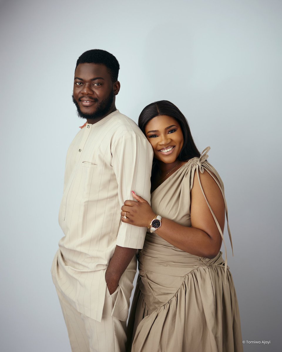 swajofthebuj's tweet photo. Today we curate beautiful memories for Feyi and Bode. 

#premiummc #lit #swaj #compere #mc https://t.co/FelkXEpVSA