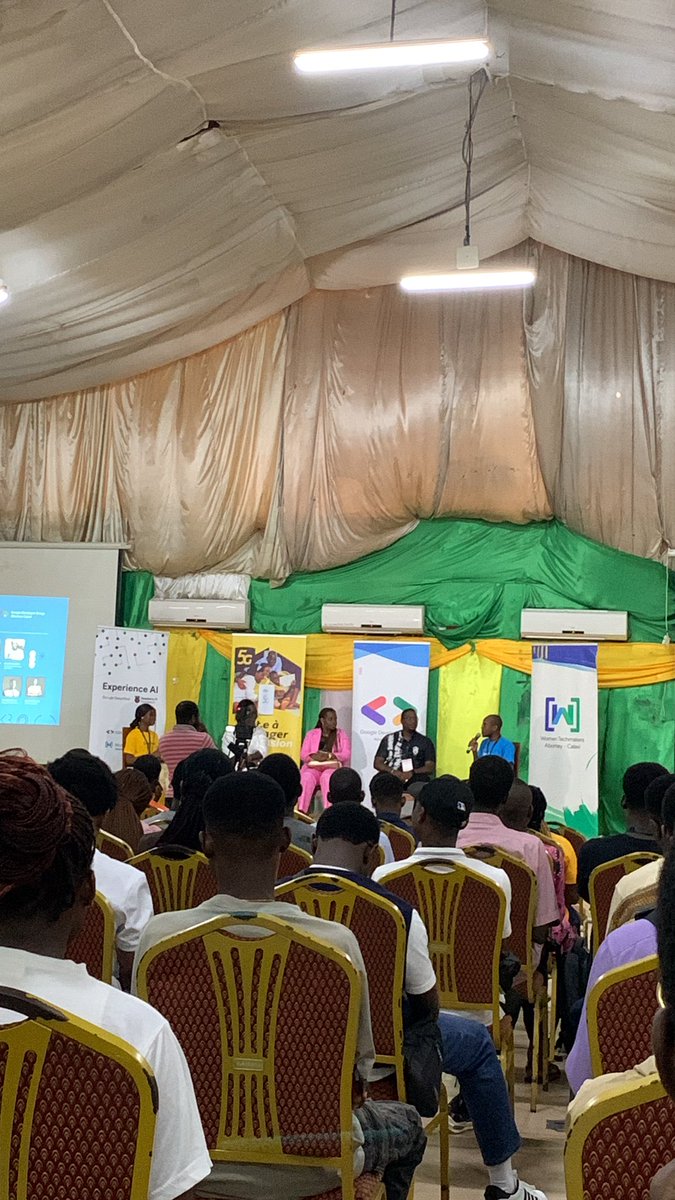 Le panel… mon deuxième moment préféré. Le premier vous le verrai bientôt 😂😂😂
#DevFest2024 #Devfest2024AbomeyCalavi