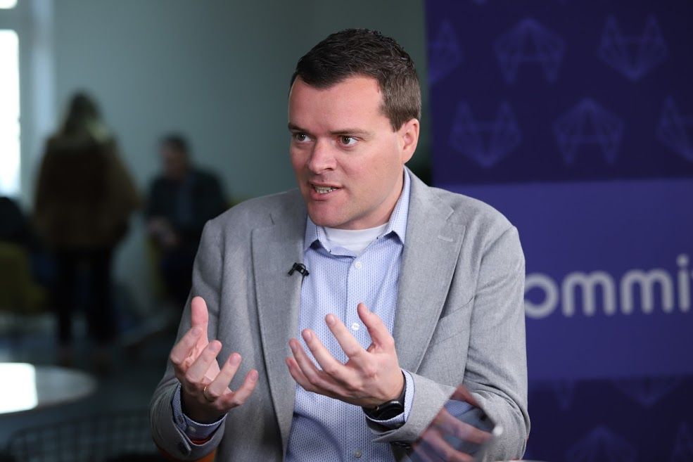 holgermu's tweet photo. .@GitLab co-founder and #CEO @sytses steps down, @bstaples named as his replacement https://t.co/OREuhLeW9H @SiliconANGLE @Mike_Wheatley “@bstaples has already engineered a successful turnaround at New Relic, and with that under his...” #ExecChanges https://t.co/Ys9kVbGSQO