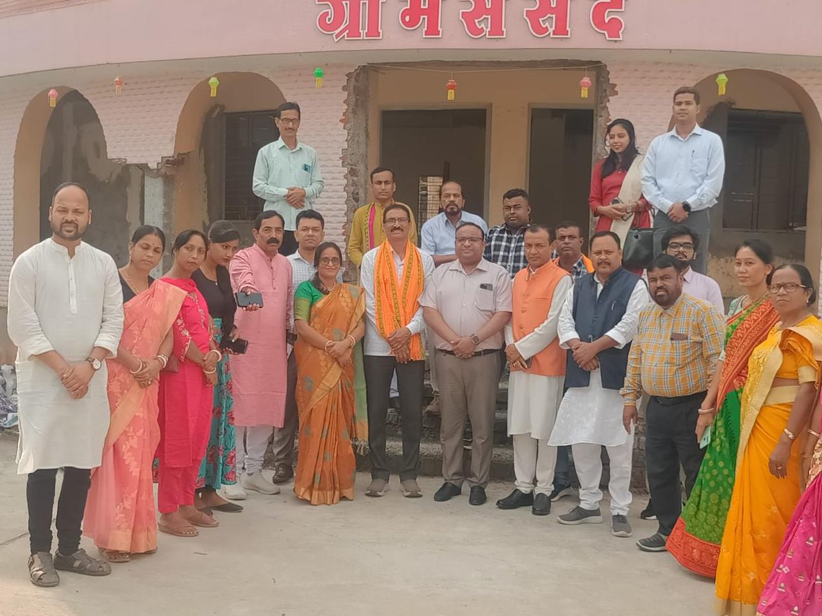 TripuraPanch's tweet photo. Once drought-stricken, Hiware Bazar in Maharashtra is now a model of rural transformation!
#ruralsuccess
#WaterConservation
#sustainability
#HiwareBazar
#IndiaModelVillage
#ownsourcerevenue
#combatforestfires https://t.co/RjbOJGJZZS