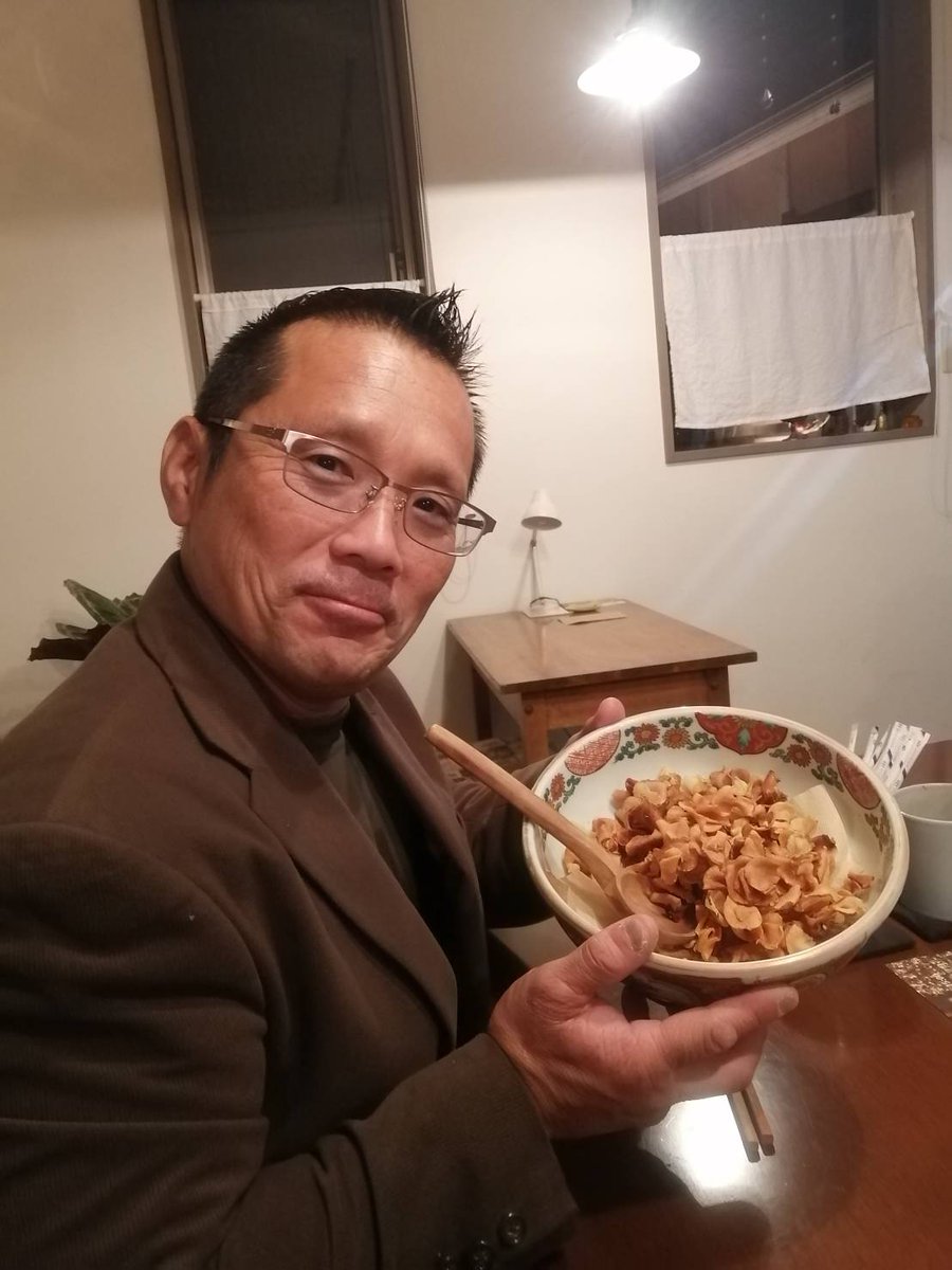 sekainoyamarmot's tweet photo. 昨日は山梨県山梨市駅近くのPOESY様で忘年会❗️を行いました☺️💪
美味しい料理ばかりで最高でした☺️💪
ハッタリの住吉‼️毎年忘年会等本当にありがとう😉👍️🎶
#山梨県
#山梨市
#POESY https://t.co/U7DkwizcpZ