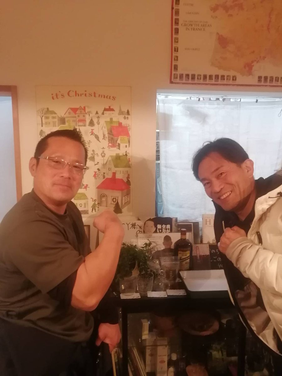 sekainoyamarmot's tweet photo. 昨日は山梨県山梨市駅近くのPOESY様で忘年会❗️を行いました☺️💪
美味しい料理ばかりで最高でした☺️💪
ハッタリの住吉‼️毎年忘年会等本当にありがとう😉👍️🎶
#山梨県
#山梨市
#POESY https://t.co/U7DkwizcpZ