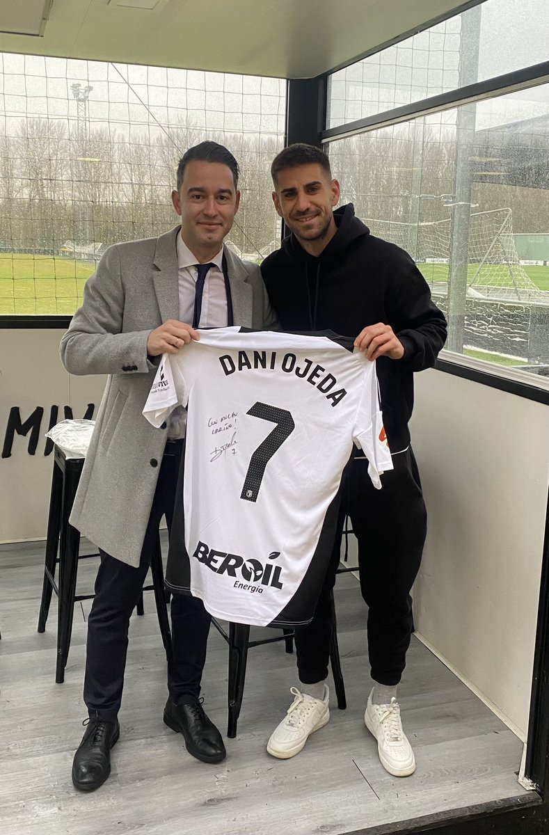 LA LATERAL tweet media