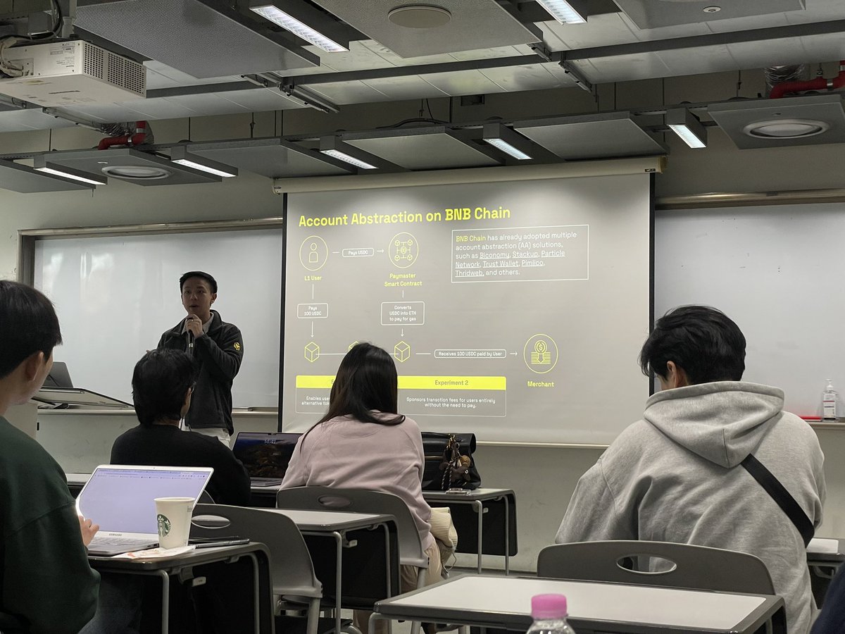 gamsngwon's tweet photo. #BNBKOREA #BNBChain
- Bnb testnet 에서 task marketplace 실행을 경험
- bnb 테크팀이 현재 집중하고 있는 목표: 빠른 처리 속도
- 트렌드 톺아보기, BNB DEX Thena, GOMBLE 스피커 세션: 특히, GOMBLE팀이 시장에 접근하시는 방식이 기억에 남은
즐거운 워크숍이었습니다!
#bluenode https://t.co/XXtkBsmJGy