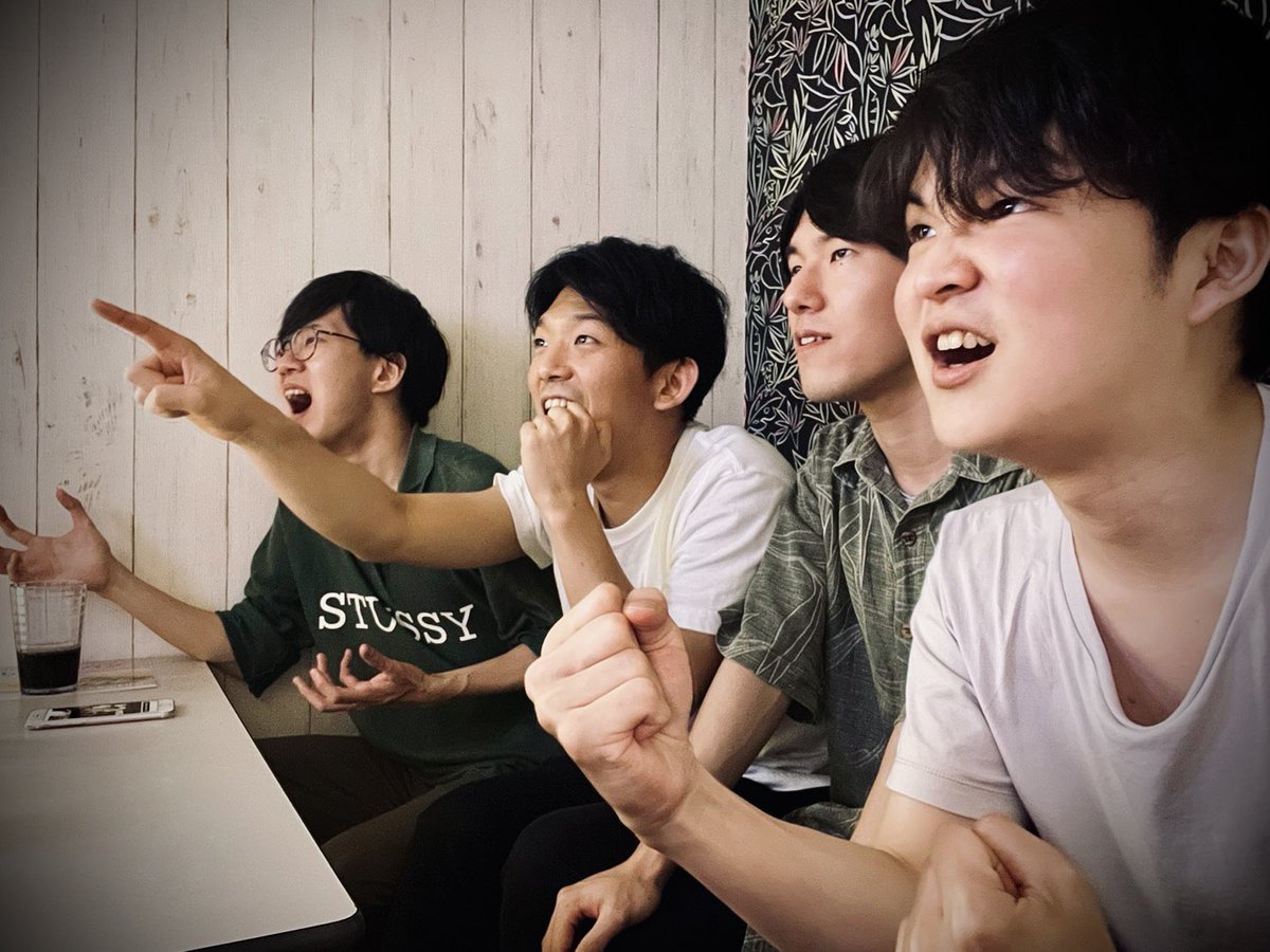 【🎸ライブ告知！🍊】

そして年明け初ライブはコチラから！！
カマしていきます🏋️🏋️

1/26(日)navey floor AKASAKA
navey floor pre.
『AKASAKA Meltdown』
〜 navey floor 4th Anniversary 〜

w/
The Holiday Craft
上海中毒
HYPER BATTING CENTER
Tim Hackländer
leroy
ハングリーモンスターズ