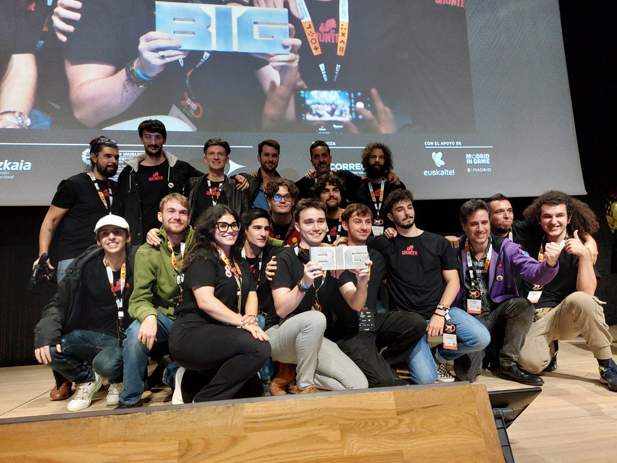Ghunter_Game's tweet photo. ¡¡GHUNTER ha ganado!!

Nuestro juego se ha llevado el premio a Mejor Juego Universitario de la @bilbaogamesconf 

Este proyecto ha sido toda una experiencia, ¡al final el trabajo duro ha dado su recompensa!

¡Muchas gracias a todos los que han jugado y nos han apoyado! https://t.co/40SfwN22bQ