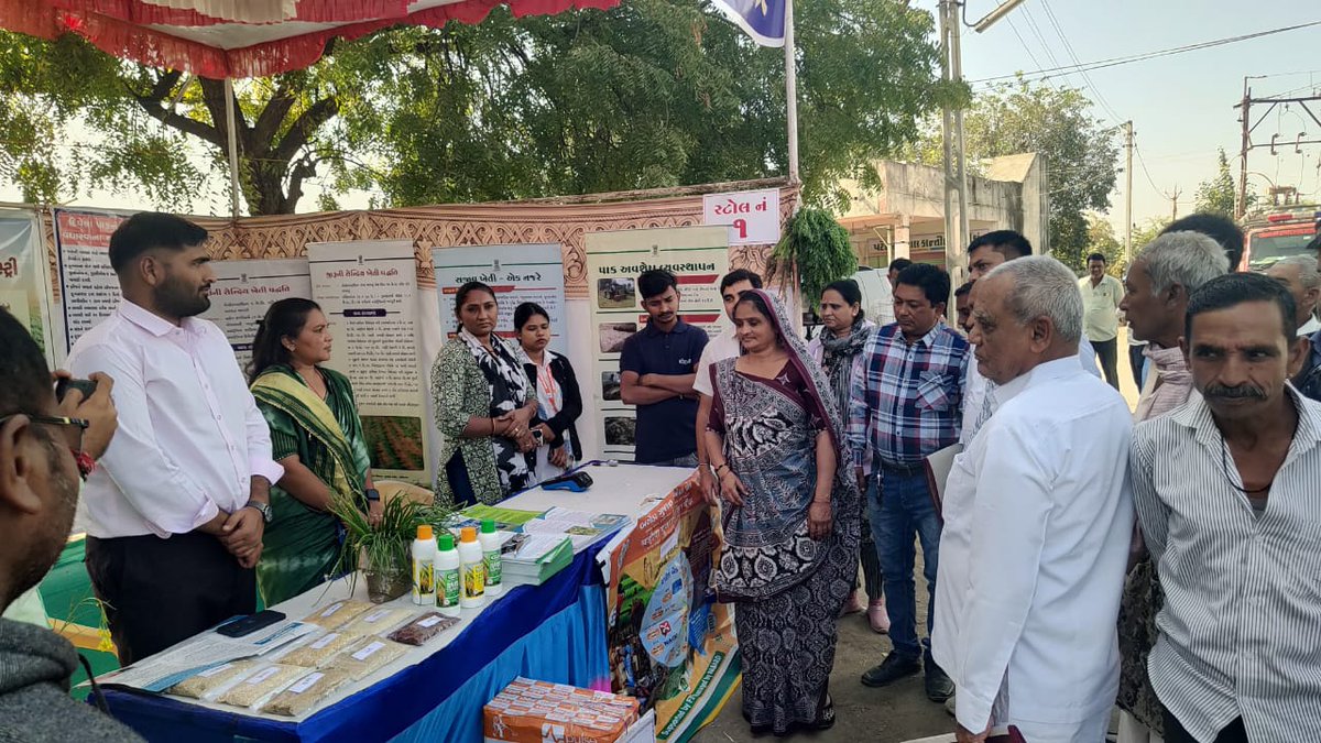 ખેડૂતોને  પાકો વિષે આધુનિક કૃષિ અંગે માર્ગદર્શન, વિવિઘ યોજનાઓ અંગે સમજ મળી રહે તે હેતુસર  રવી કૃષિ મહોત્સવ યોજાયો જેમા માન પ્રાંત અધિકારીશ્રી,પ્રમુખશ્રી,ઉપ પ્રમુખશ્રી, ચેરમેન સા.ન્યાય સમિતિ,તા પં, પાટણ, ચેરમેનશ્રી APMC, નગર પાલિકા પ્રમુખશ્રી,તાલુકાનાં પદાધિકારીઓ, ઉપસ્થિત રહ્યાં,