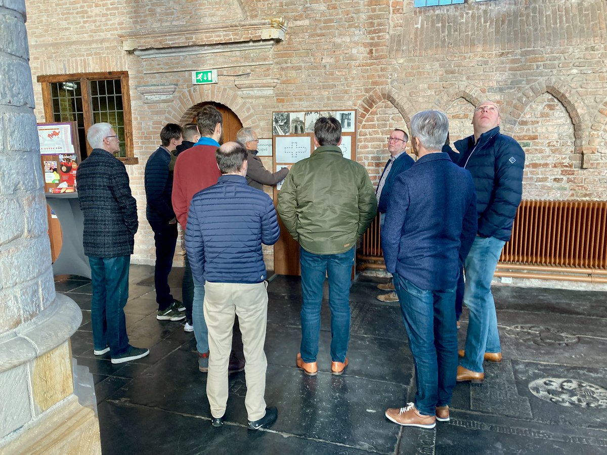 ChristenUnieKrw's tweet photo. Samen meer WAARD.

Interessante rondleiding van @AnthonyTom19  in de Bartholomeuskerk te Schoonhoven samen met de fractie @SGP_Krw https://t.co/lsxlw5T4Mv