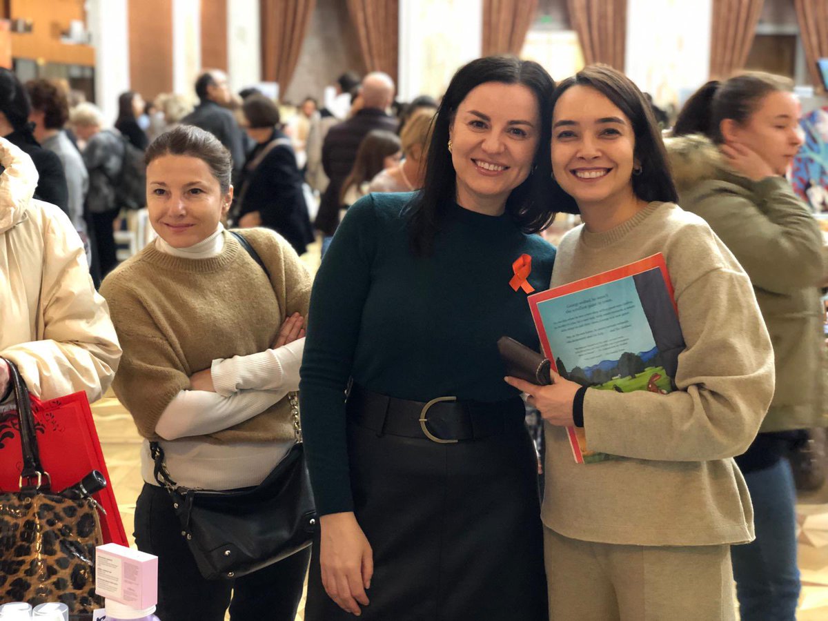 UNDPMoldova's tweet photo. At the International Charity Bazaar, every purchase brings hope! Joining 20+ embassies to turn smiles into change. Discover unique traditions, artisan crafts &amp; delicious treats. Be part of ❄️story! Every contribution counts! https://t.co/WVCt4Nac9h