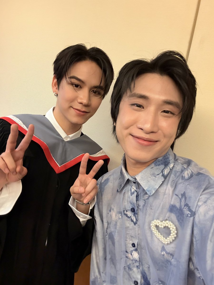 วันนี้ดีใจมากๆ ที่ได้รับหน้าที่เป็นพิธีกรในงานสำคัญของพี่สตางค์ ขอบคุณที่ทีมงาน น้องสตางค์ และแฟนๆทุกคน ที่ให้โอกาสและต้อนรับปิวแบบอบอุ่นมาก ๆ

ถ้าวันนี้ผิดพลาดใด ๆ ขออภัยด้วยนะค้า 

***ใครมีรูป แอบปามาให้หน่อยน้า เลิ้บ 🫶🏻

#SatangLand2024
#satangks <a href="/satangktp/">Satang</a>