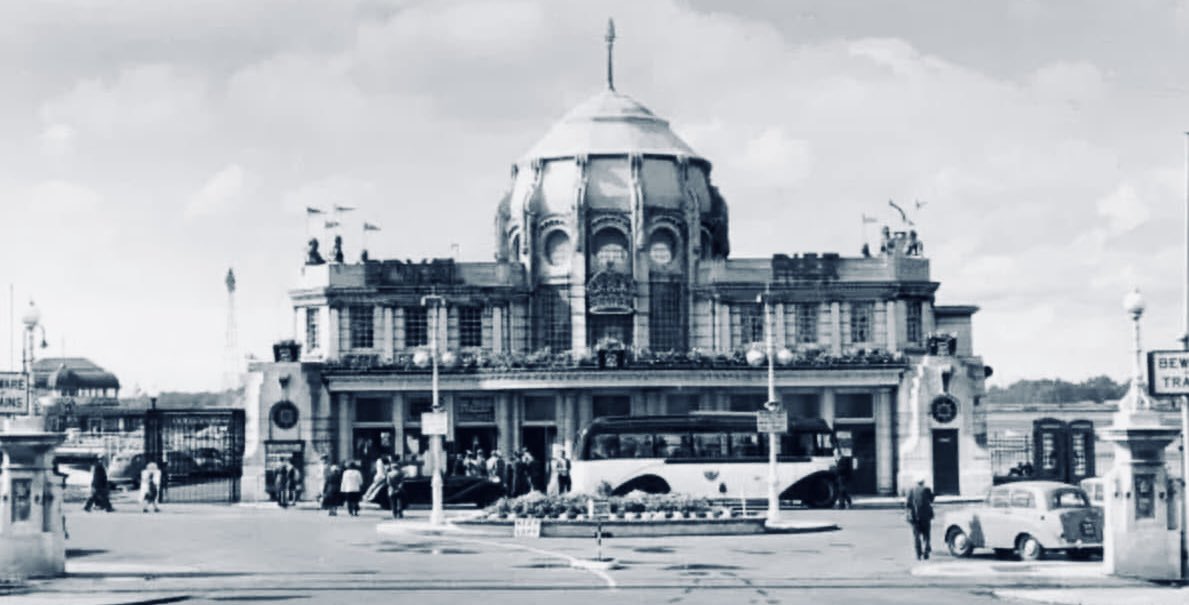 The pier gatehouse in the Coronation year of 1953.