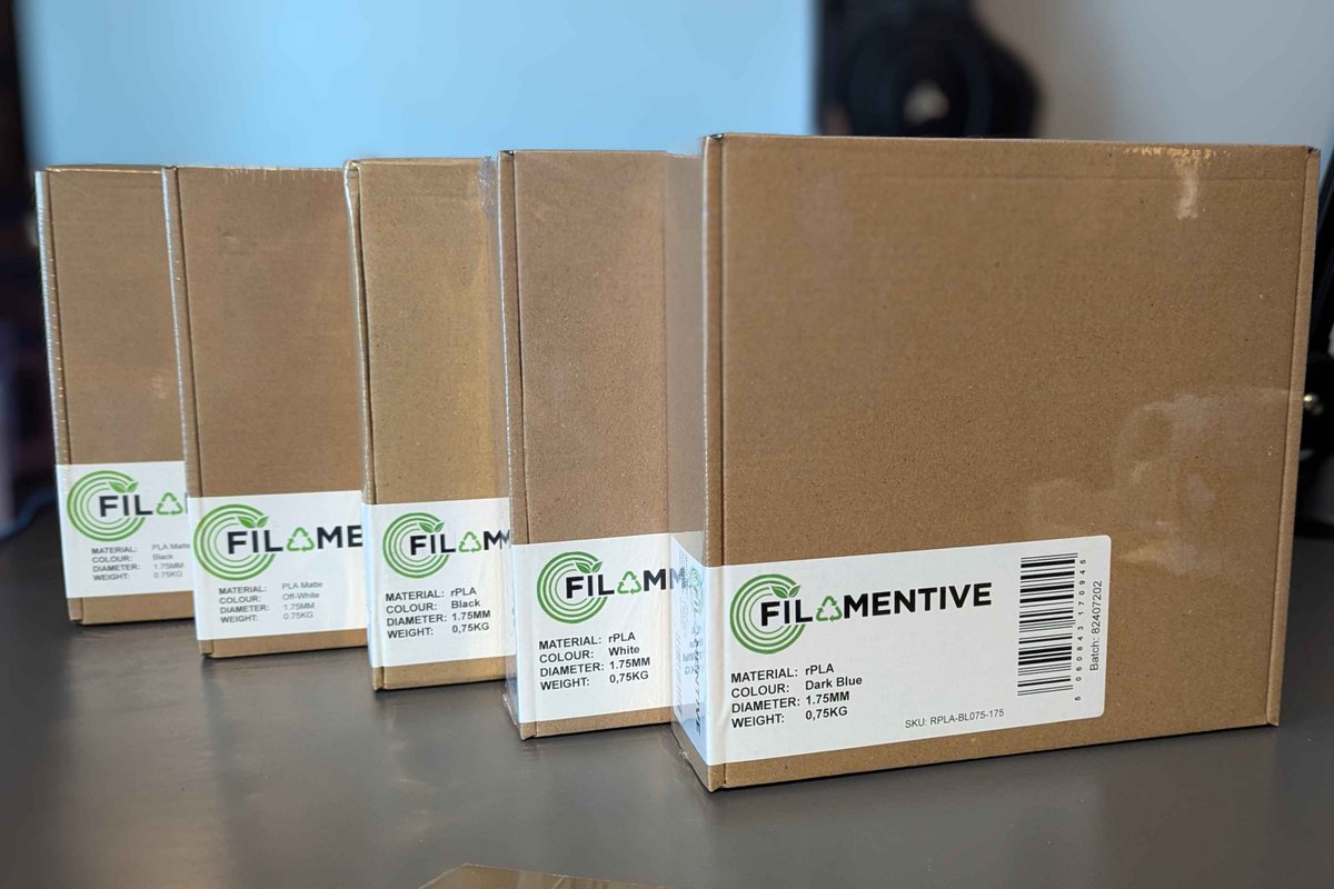 GreenWorkshop's tweet photo. Thank you @filamentive for these 5 Spools! We're currently going to be doing a trial on these to see how these turn out! Also thank you to @3DPrintingWaste for forwarding these guys to see, and looking forward to working with you both! 
Stay tuned for possible videos &amp; updates!👀 https://t.co/XmfsKbsZeL