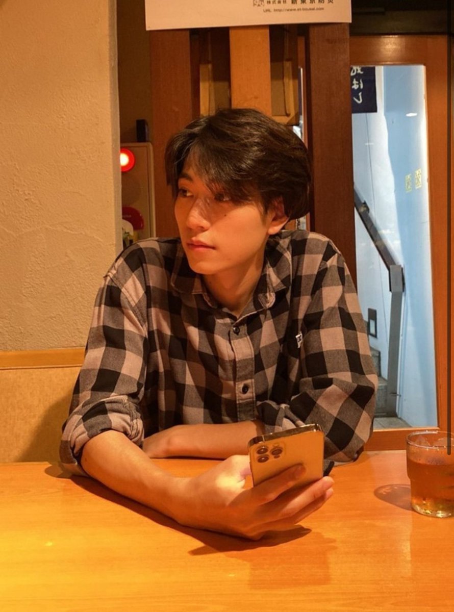 haplovedream's tweet photo. team人生遊戯🟥の橋本将生(24)です。
汗と涙でぐちゃぐちゃになっても顔が綺麗なナチュラル美形男子。無造作ヘア似合いすぎ。透明感ありすぎてもはや透明。おまけにスタイル抜群。4次では殻を破ってくれる姿が見れるはず🥺とにかく顔が綺麗で視力上がります👍
#橋本将生
#タイプロ
#timelesz_projec https://t.co/ZzgYDpBhae
