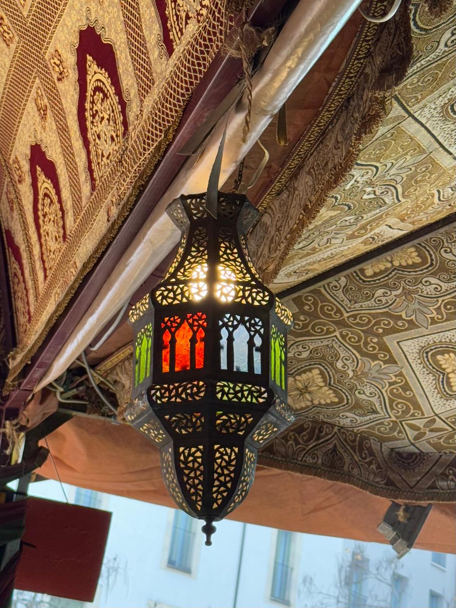 Ambientazo ayer en el <a href="/MedievalMercat/">Mercat Medieval Vic</a> de #Vic 🔰