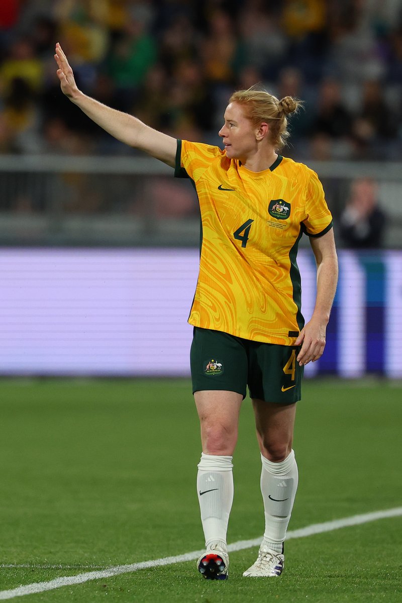 TheMatildas's tweet photo. In the clurb, we're all crying 🥹

#Matildas #AUSvTPE https://t.co/mpt29wq4g7