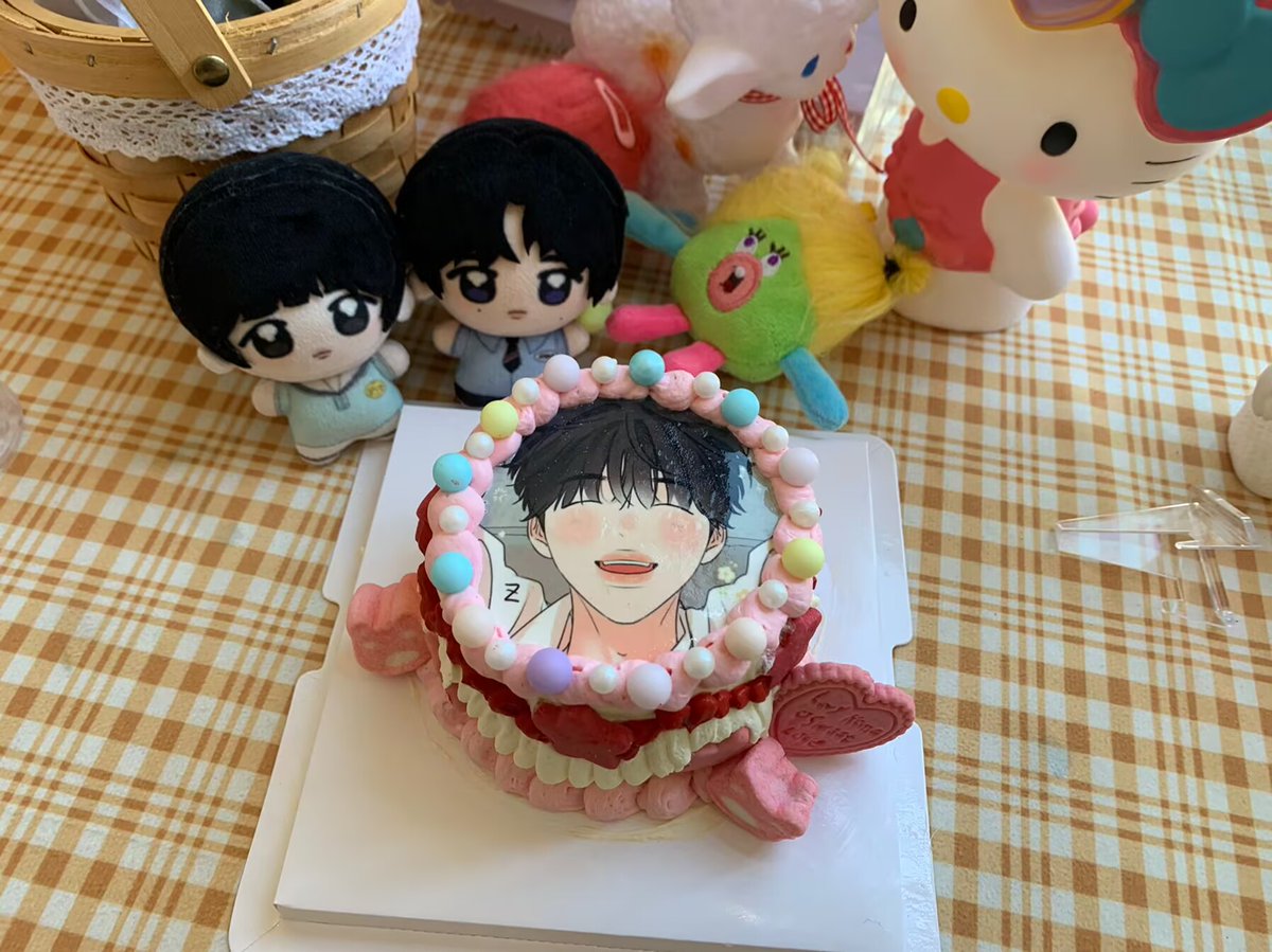 ZLing96039's tweet photo. 우리 아기 생일 축하합니다!매일 즐거운 마음으로 행복하세요!🎉❤️

@lily_zuzu_

#HAPPY_DOBIN_DAY https://t.co/c6fMqK0Kd7