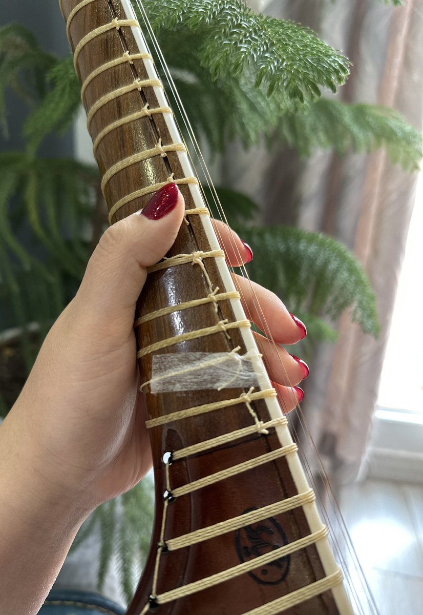به مو ميرسه پاره هم ميشه ،گره ميزنم قوي تر از قبل ادامه ميدم .