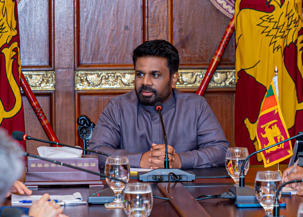 anuradisanayake's tweet photo. Today (07), I met U.S. Assistant Secretary Donald Lu at the Presidential Secretariat.  

We discussed the U.S.'s support for Sri Lanka's anti-corruption efforts, recovery of stolen funds, and strengthening our economy and sovereignty.  

I emphasized fostering a transparent political culture, uplifting rural living standards, and modernizing public services.